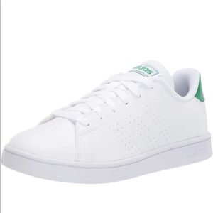 Adidas Unisex Advantage Tennis Shoe. US Size 5.5